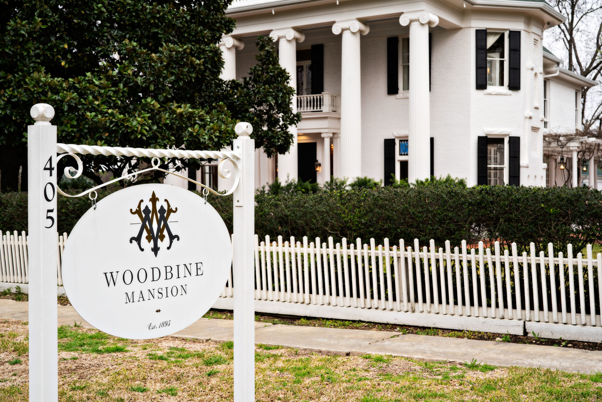 Woodbine mansion round rock texas